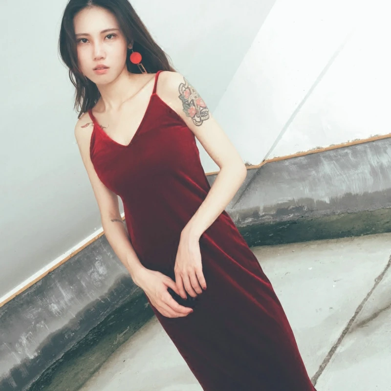 brandy melville velvet dress