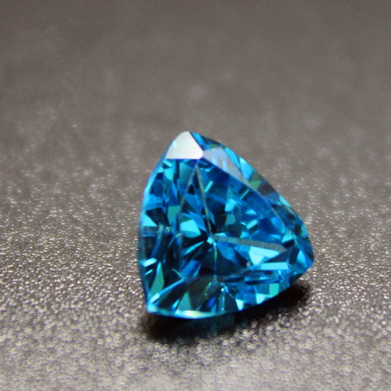 

Joanlyn Aquamarine Gemstone Trilliant Cut Aquamarine Gem Triangular Faceted Gemstone 6 Sizes to Choose C62A