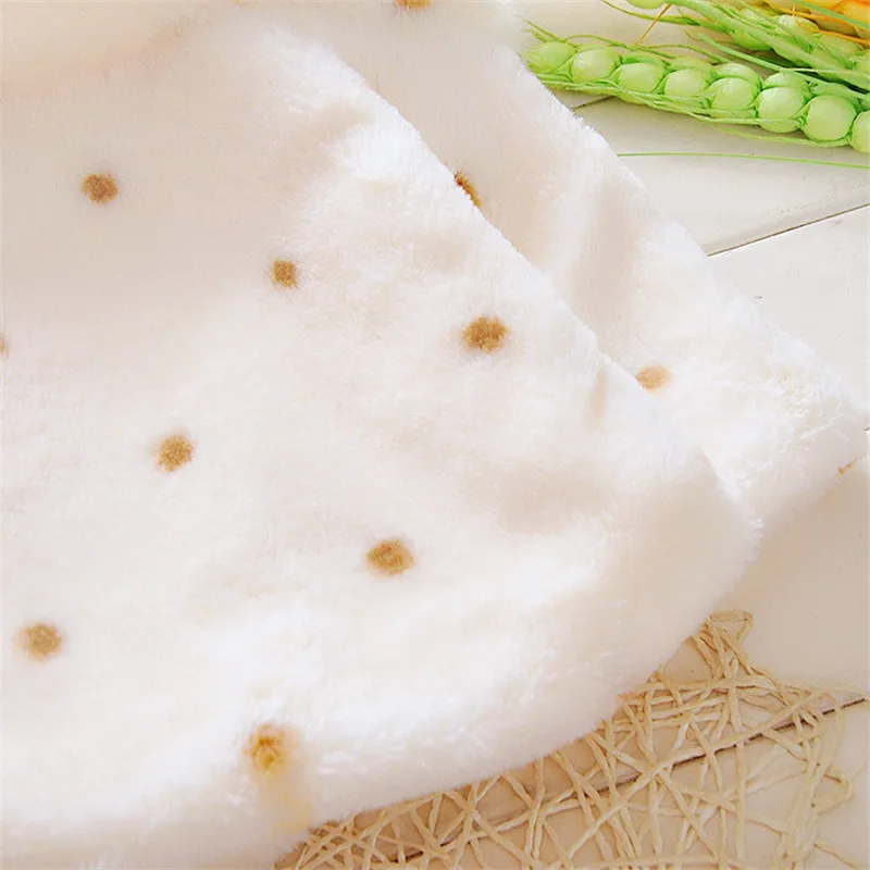 2503577798_248140707