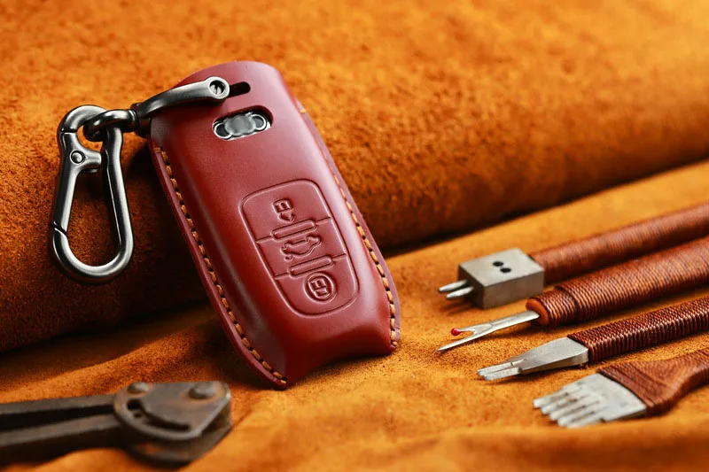 Натуральная кожа ключа автомобиля чехол Обложка для Audi A1 A2 A3 A4 A5 A6 A7 TT Q3 Q5 Q7 R8 S6 S7 S8 B5 B6 автомобильный брелок для автомобиля Smart сумка для ключей