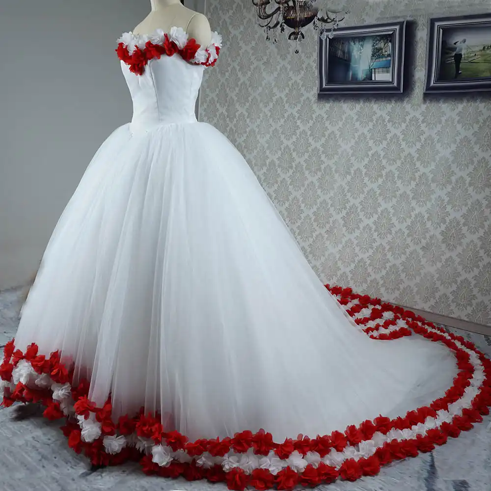 vestido de casamento vermelho e branco