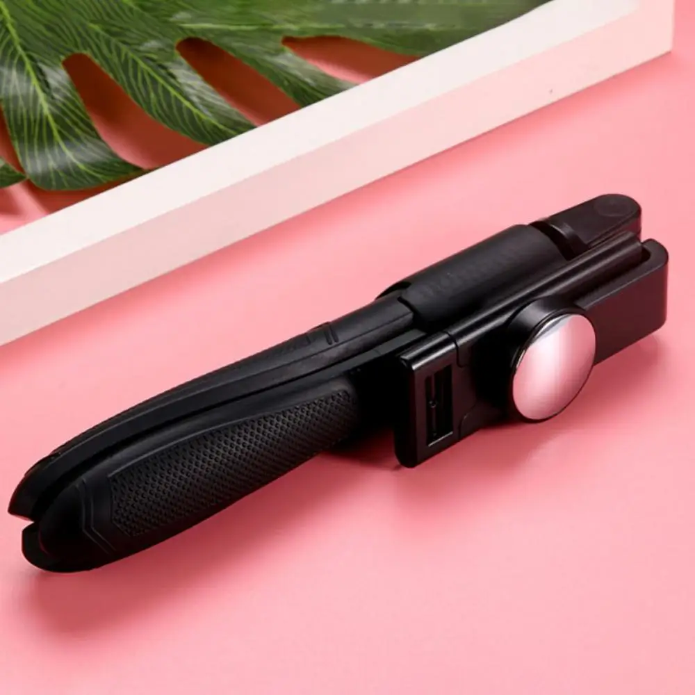 

K05 Bluetooth New Selfie Stick Remote Tripod Mobile Universal Live Camera Artifact Multifunction for mobile phones