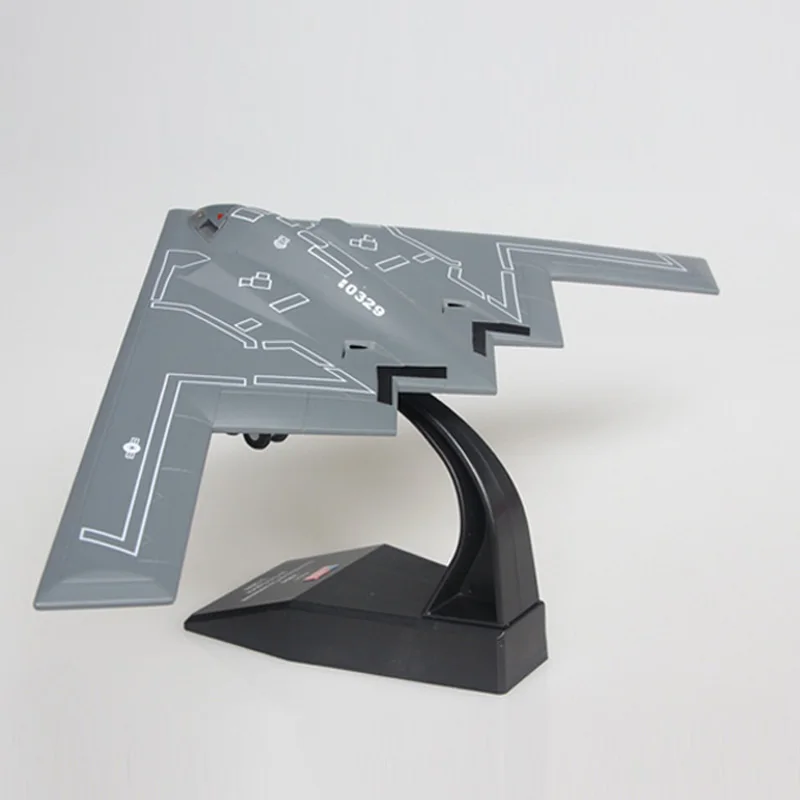 

Amer USA B-2 Strategic Bomber Spirit 1/200 Scale Finished Alloy Model Toy For Collection Gift