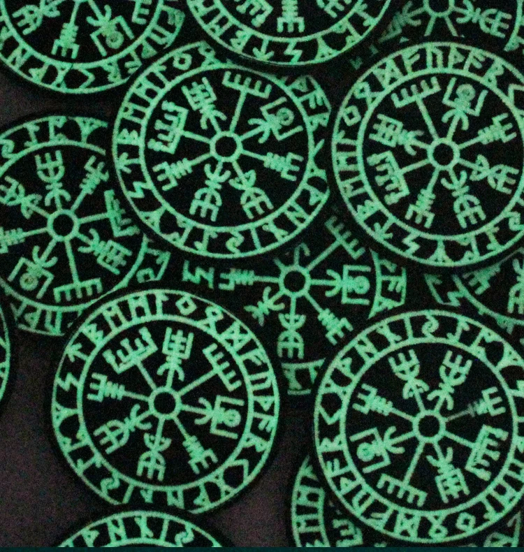 clothes badges (7)