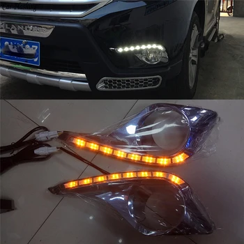 

Car Flashing 1Set DRL Car LED DRL Daytime Running Lights Fog light cover with yellow signal For Toyota Highlander 2012 2013 2014