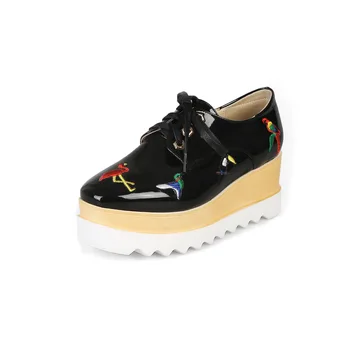 

Comfortable wedge heel shoes early spring of 2019 the new lace-up loafers 40-43