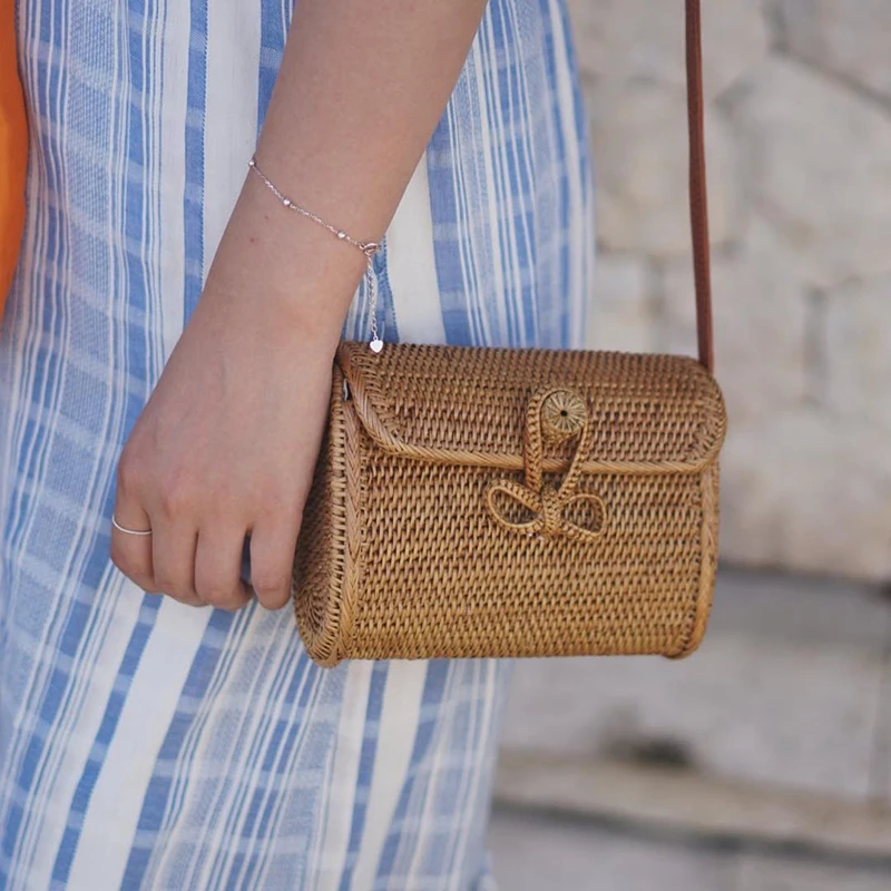 

Luxury Designer Women Messenger Bags Handmade Hand Bags Vintage Straw Clutch Bags Small Rattan Handbags