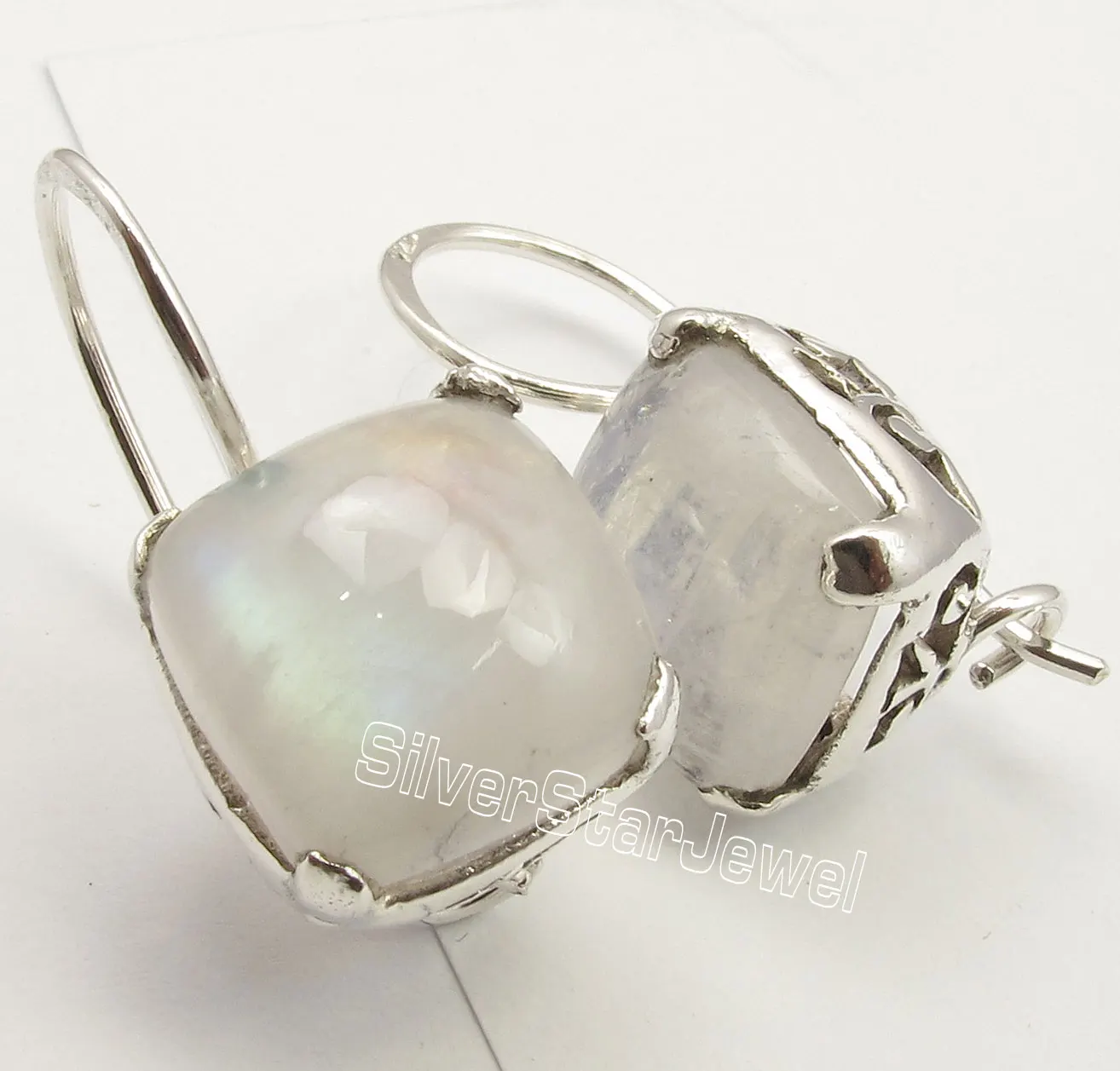 

Chanti International Silver Fiery MOONSTONE Cushion Gemset Earrings 2.4 CM JEWELRY STORE
