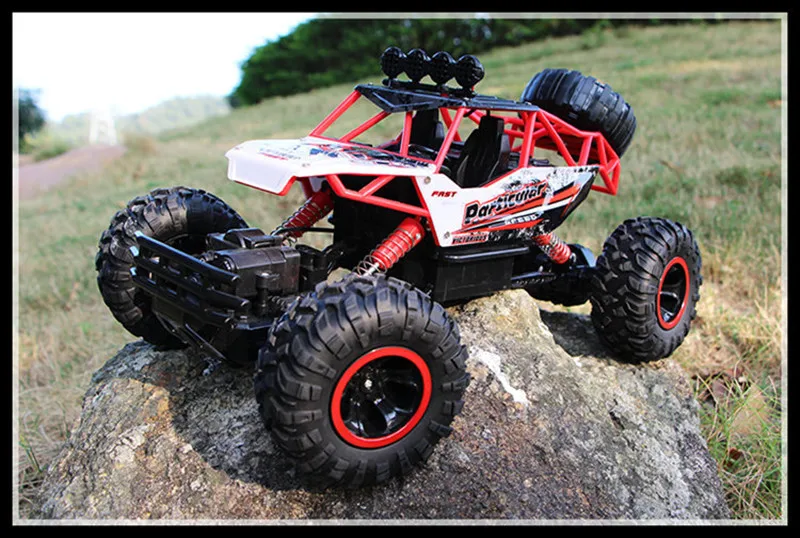 Oversized version of the alloy climbing mountain bigfoot four-wheel drive remote control toy model off-road vehicle climbing car