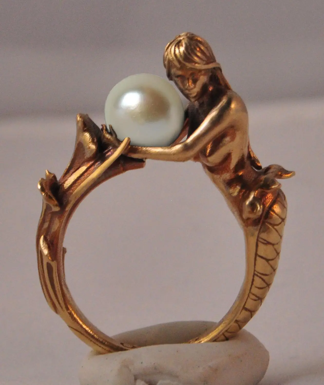 

Austria Crystal & Rhinestone Adjustable Finger Ring Cute Fish Design Alloy Plated For Lady Trendy Sale