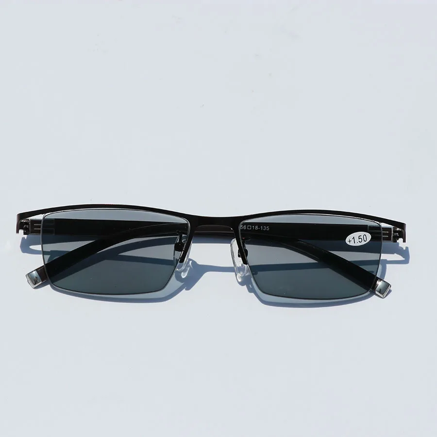 Men's Business Intelligent Discoloration Presbyopic Glasses Metal Alloy Plate Glasses Photochromic Presbyopic Myopia Glasses