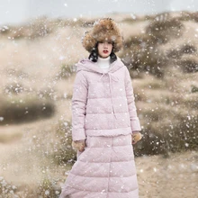 Новая зимняя хлопковая кружевная вышивка искусство ретро пальто длина два женский носить толстый пуховик