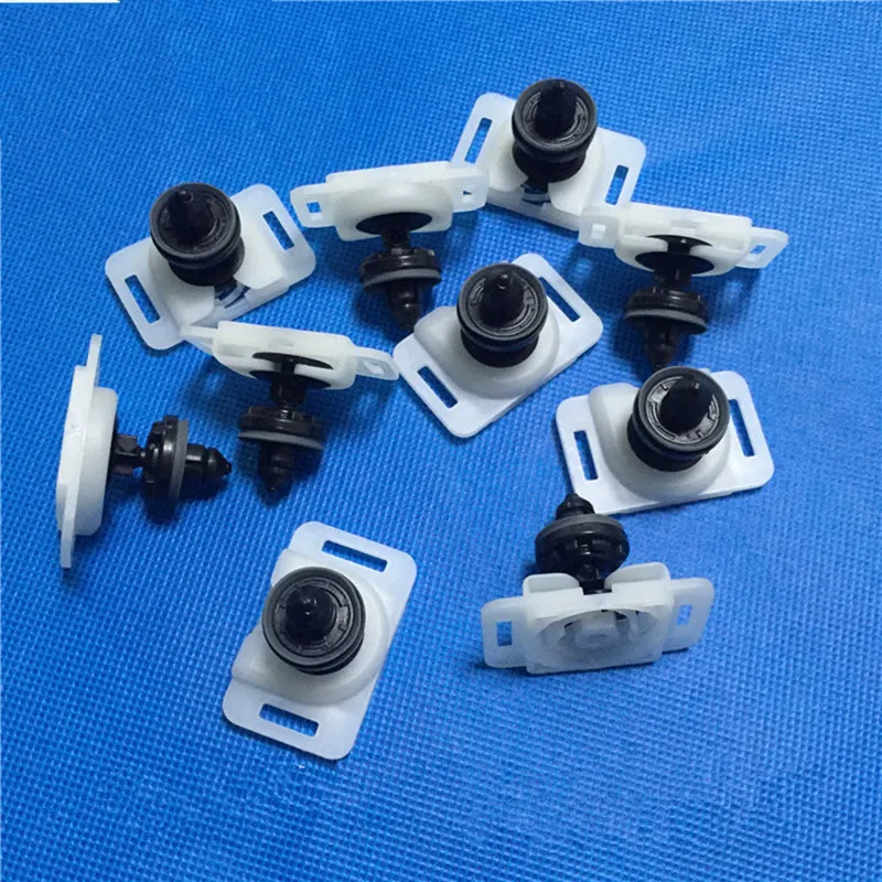 

OEM Door Panel Clip Clamp Door Trim Clips Buckle with Base for Ford Focus MK1