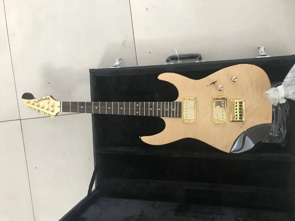 

Free shipping Top Quality wholesale new Stratocaster pink Electric Guitar sss Custom body