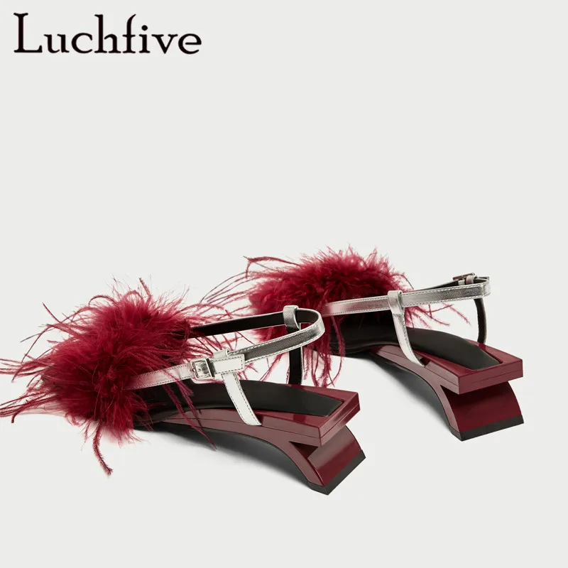 

Luchfive Summer Red Fur Patchwork Open Toe Sandals Women Square Toe Feather Slip on Buckle Heterotypic Heel Fashion Sandal Shoes