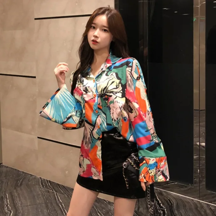 

Retro Abstract Flowers Printed Shirts Long-sleeved Blouses Turn Down Collar Spring 2019 Loose Single-breasted Beach Party Tops