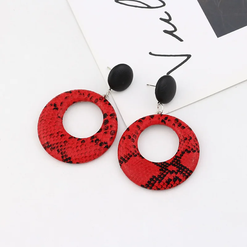 

New Trend Simple Earring Round Cobblestone Shape Snake Skin Texture PU Leather Charm Earrings for Women Female Modern Jewelry