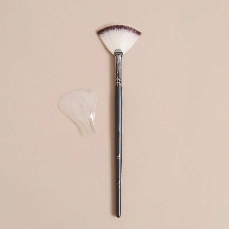 

P723 Black Long Handle Small Fan Brush Thin Finished Powder Blush Cheek Cosmetic Make up Brush