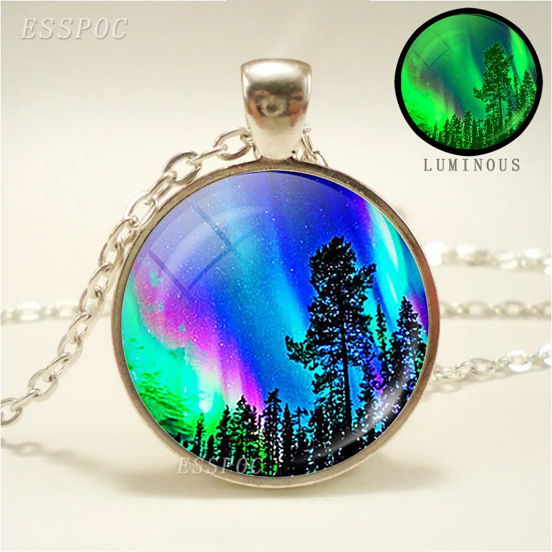 Northern Light Green Luminous Necklace Northern Light Art Picture