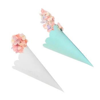 

50pcs/set Cones Lace Paper Crafts Wedding Confetti Cones Petal Candy Holder Wavy Lace Party Decoration Wedding Supplies
