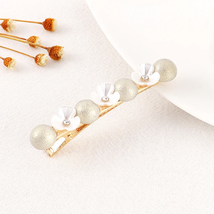 Fashion Pearl Hair Clip For Women Girls Crystal Elegant Beauty Styling