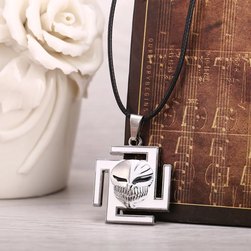 12pcs/lot New Fashion Anime Jewelry Bleach pendant Necklace hot sale