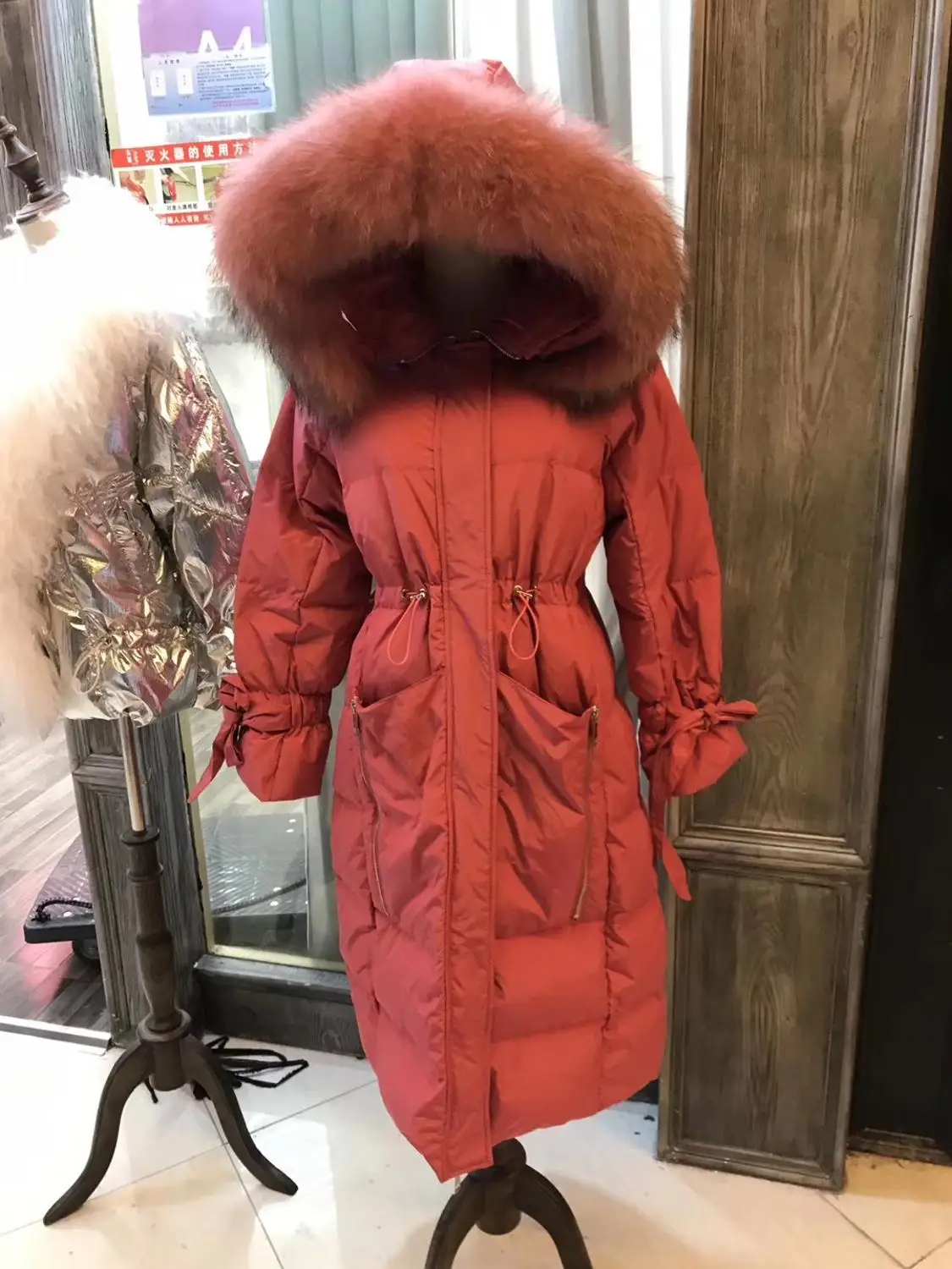 

New arrival big real fur collar hooded white duck down coats female winter zipper stitching pockets thicker long warm down coat