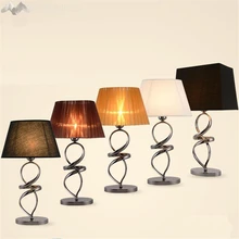 Современные простые железные креативные настольные лампы ткань абажур настольные светильники Гостиная спальня прикроватные украшения для внутреннего освещения