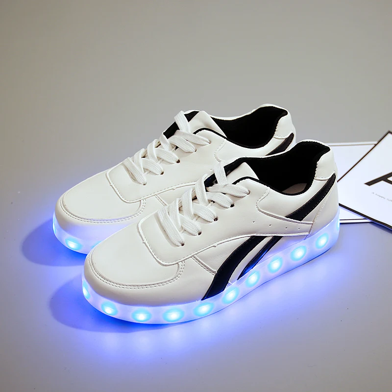 

RayZing Men glowing shoes with lights up led luminous shoes a new simulation sole led shoes for adults neon casual led homber