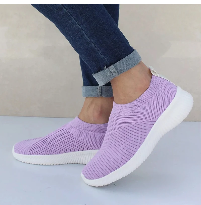 Women Walking Shoes Mesh Breathable Sports Shoes Plus Size 43 Ladies Socks Shoes Slip On Casual Women Sneakers zapatos de mujer