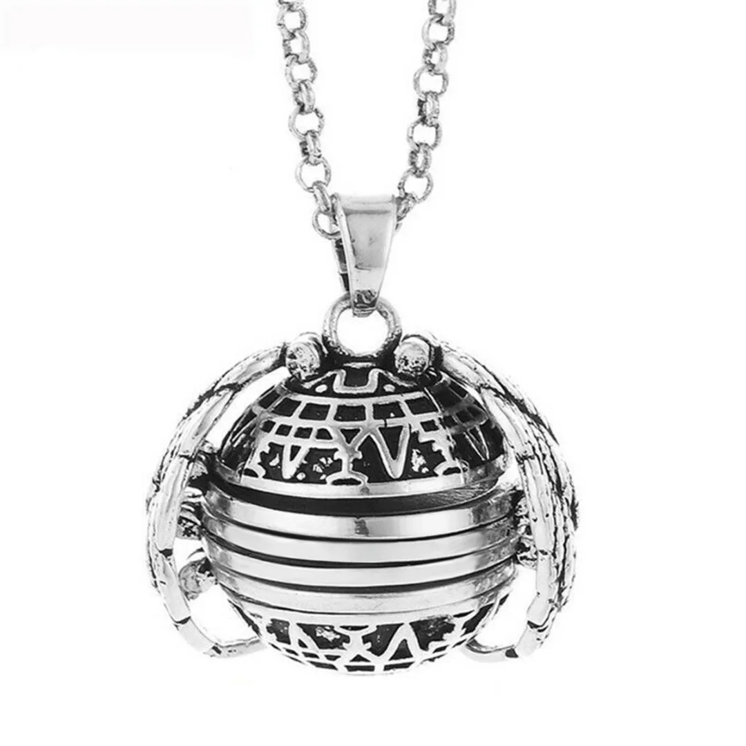Expanding Locket Necklace with Plated Angel Wings Pendant Vintage Exquisite Memory Photo Album Box Long Chain Unisex Jewelry