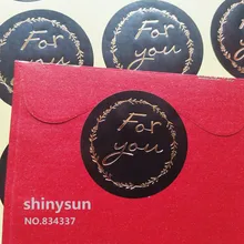 240 шт./лот черный красный круг наклейки золото "для вас" Уплотнительная наклейка выпечки посылка коробка для украшения торта подарочная упаковка наклейки