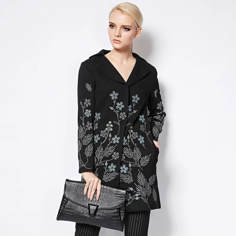 

Embroidery Coat 2015 Autumn Winter Coat Runway Brand Coat / Jacket Long Sleeve Elegant Flower Embroidery Black Long Coat Women
