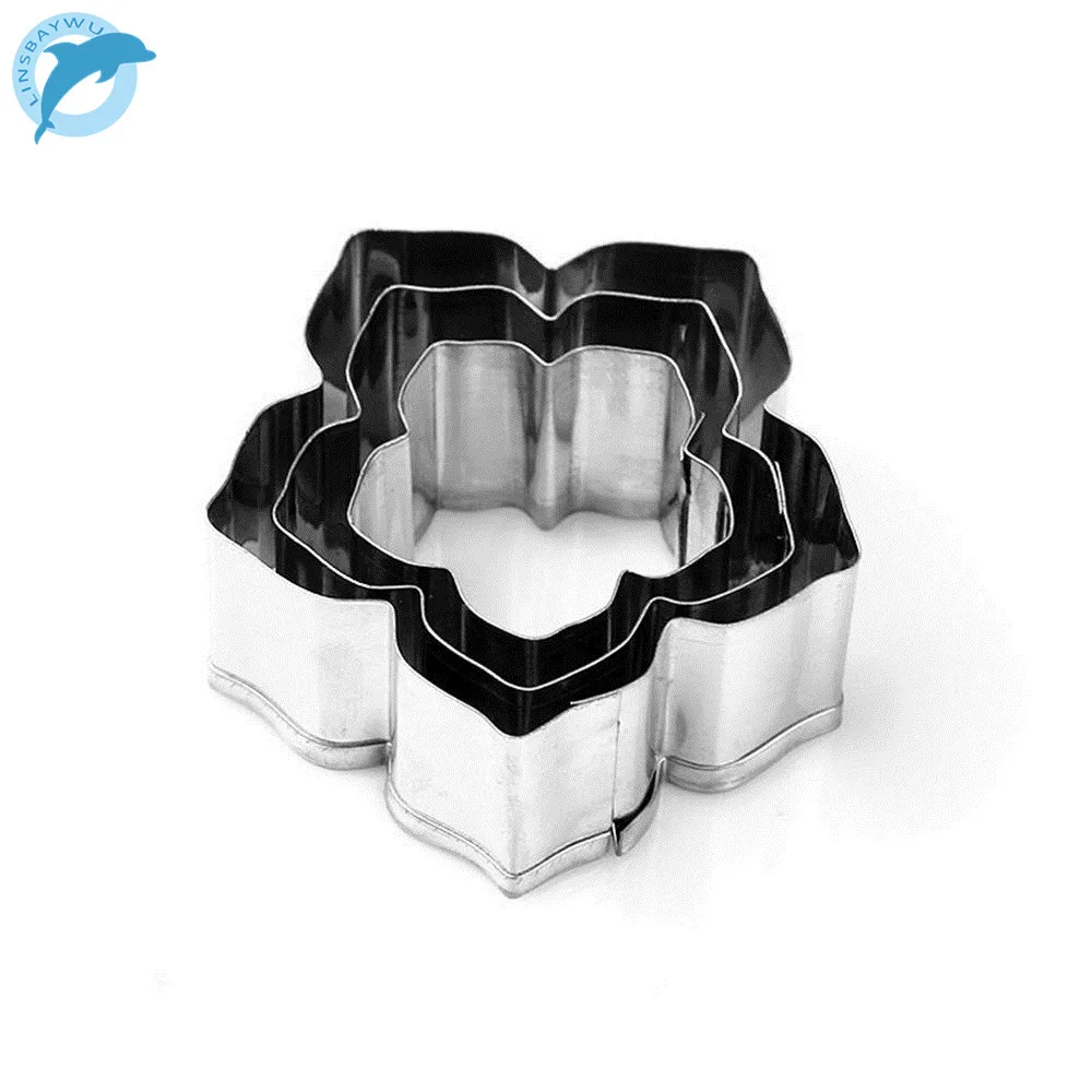 

LINSBAYWU 3 pcs/lot Beautiful Flower Cake Mold Stainless Steel Petunia Carnations Cosmos Cookie Cutter Fondant Cake Decoration