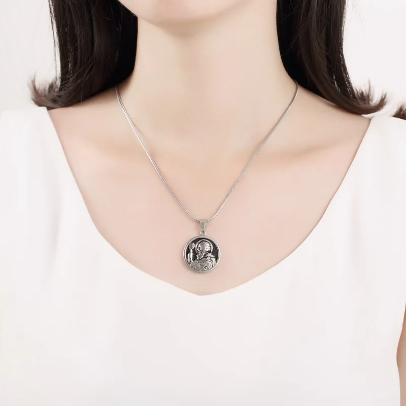 9746362528_1232468018