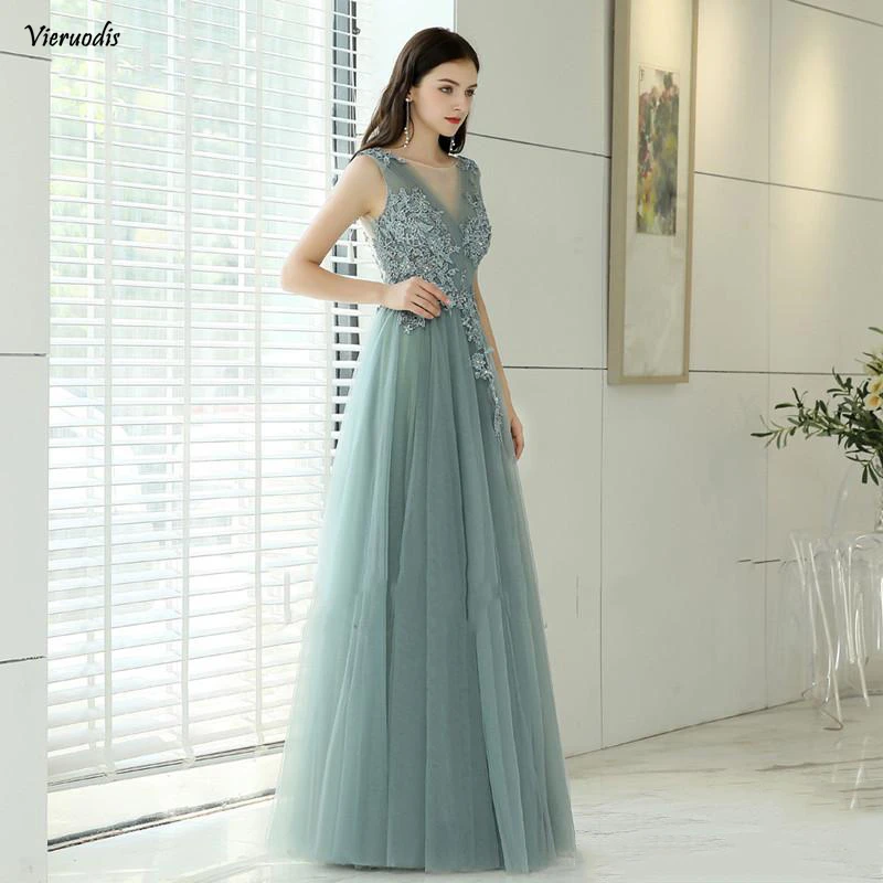 131-1 2019 Hot Sale Grey Organza Prom Dresses Floor Length Party Gowns Deep V Neck Backless Evening Gowns Custom Simple Beads Lace Prom Dresses