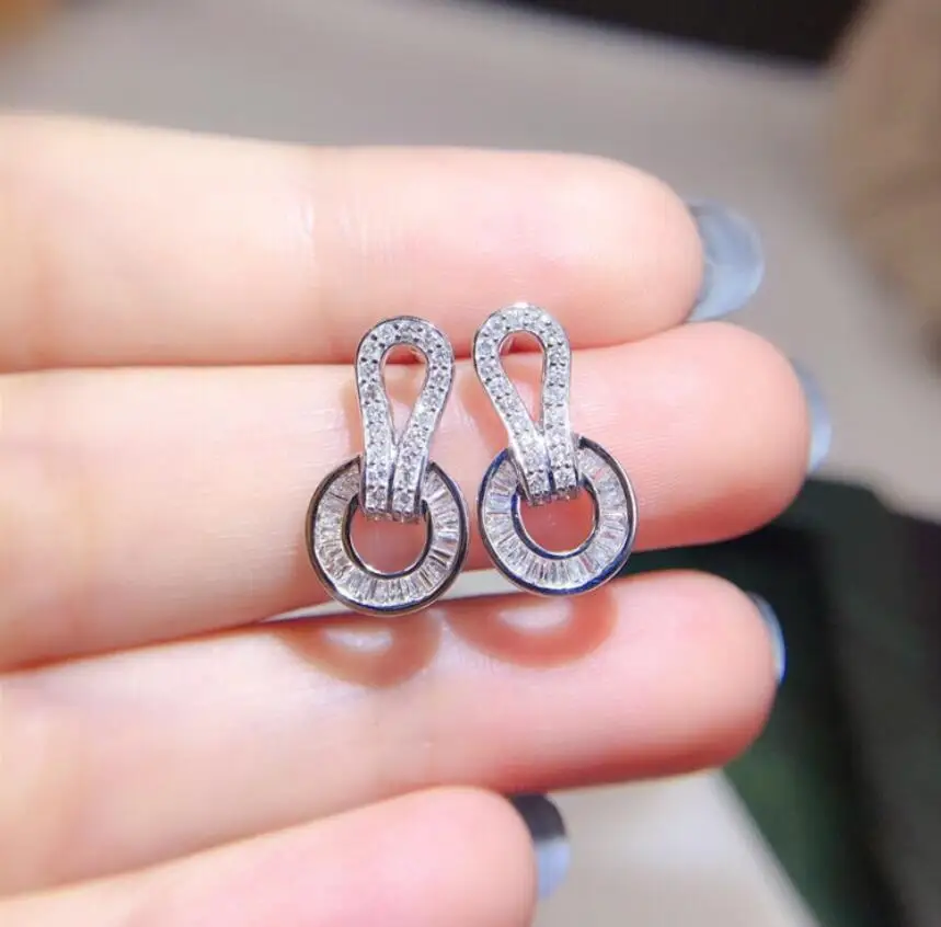 

hot sale high quality S925 silver earrings woman fashion geometric hollow pierced earrings for couples gifts YE04