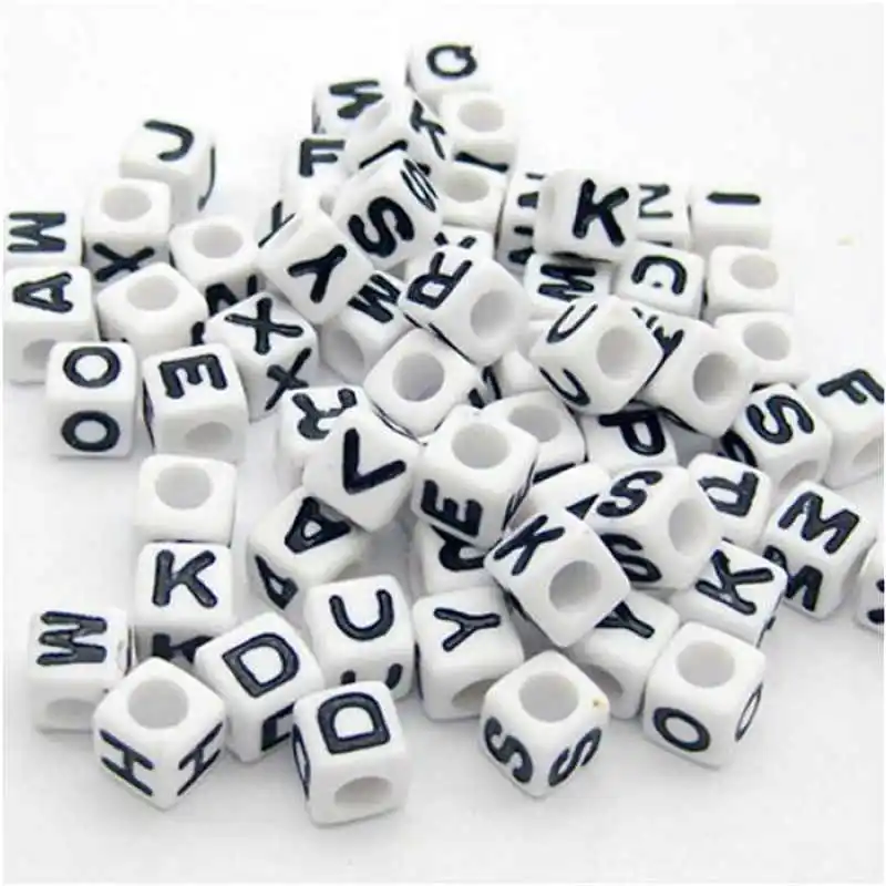

Hot 500pcs/bag 6MM Square Acrylic Letter Beads 26 English Letter For DIY Bracelet Necklace Jewelry Findings
