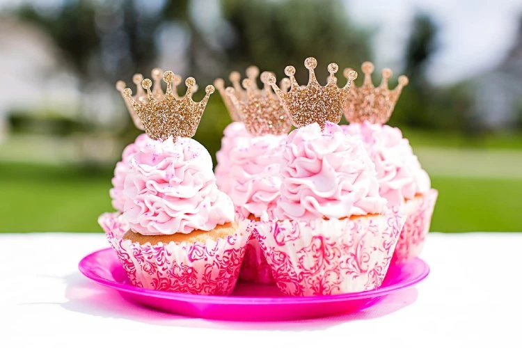 Garniture De Cupcake Couronne De Princesse A Paillettes En Acrylique Ensemble De 24 Decorations De Fete D Anniversaire Pour Bebe Enfants Fournitures Livraison Gratuite Aliexpress
