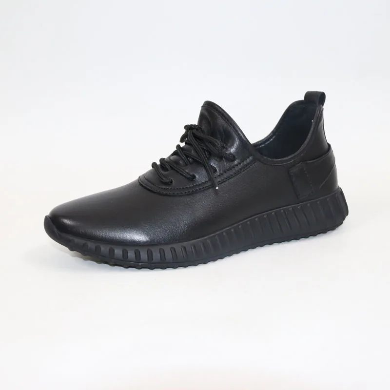 

100% head dermis Casual shoes Men's casual shoes Shoes are comfortable and light