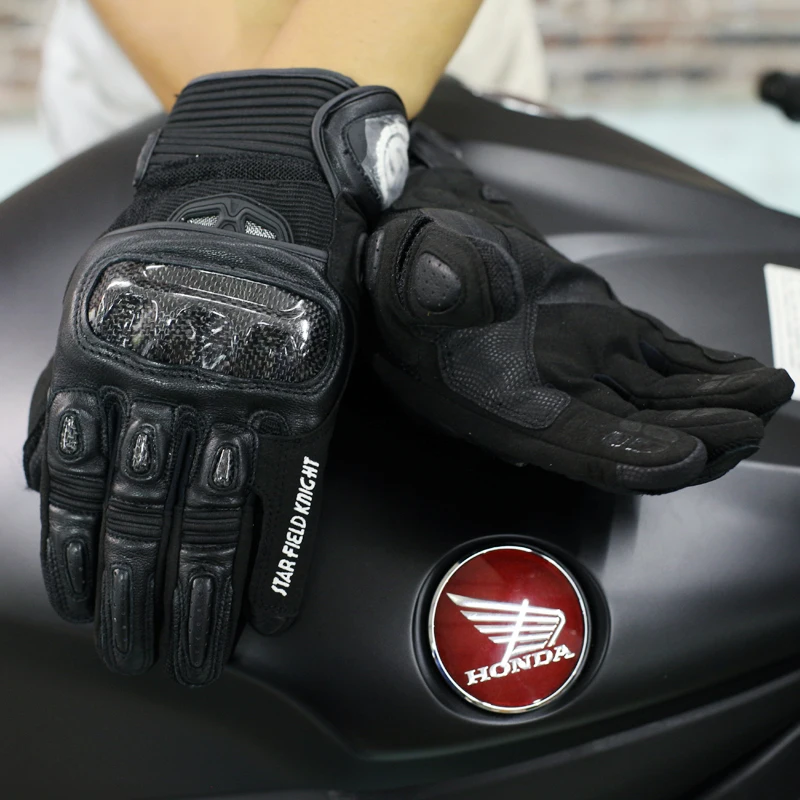 Топ Guantes модные перчатки из натуральной кожи полный палец Moto мужчин Moto rcycle Прихватки для мангала Moto rcycle Защитное снаряжение Moto крест Прихватки для мангала kg522