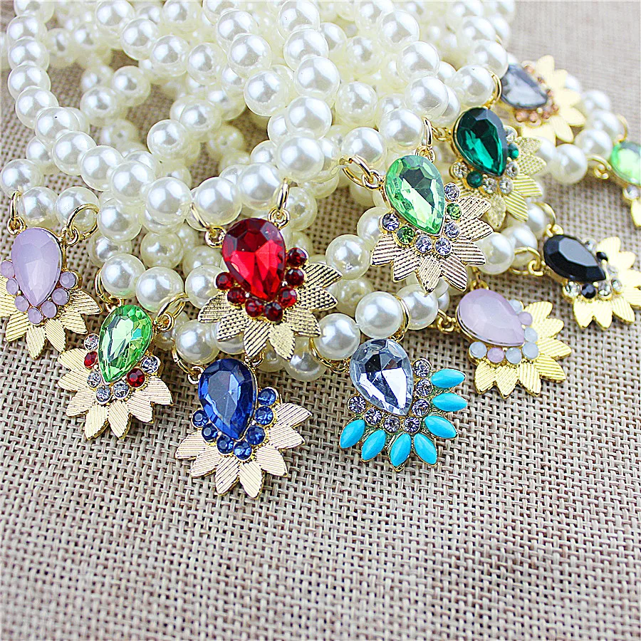 

New gorgeous women jewelry wholesale girl birthday party beautiful imitation pearl necklace (chain length 40 cm) gifts agent for