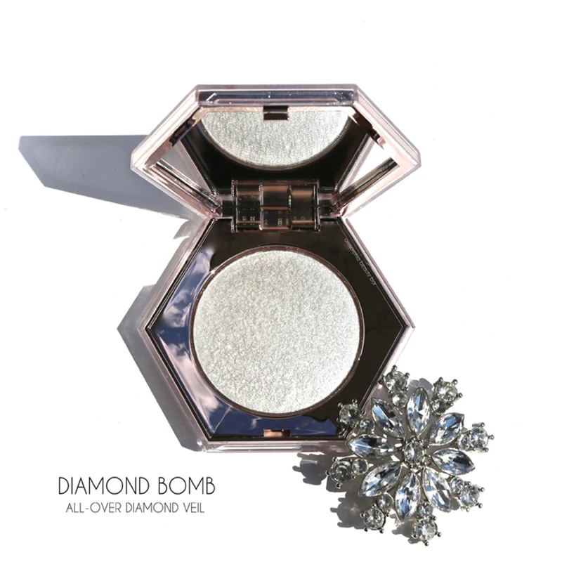 

Face& body Diamond Bomb Diamond milk Champagne gold High Glossy highlighter Bronzer Limited Edition For ladies