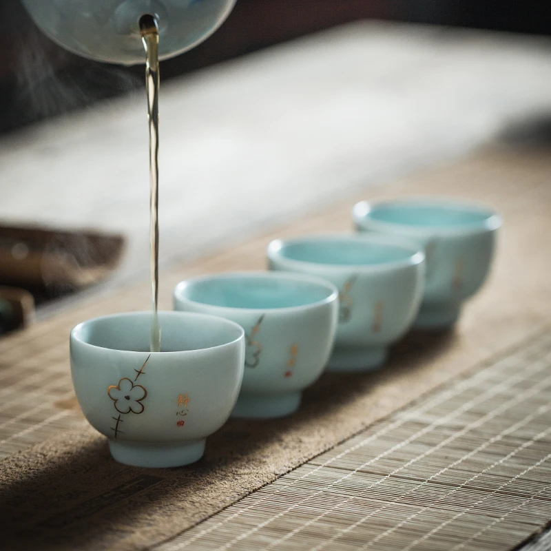 

Japanese celadon hand-drawn Phnom Penh Kungfu Tea Cup Kitchen Office drinking utensils gifts to family and friends