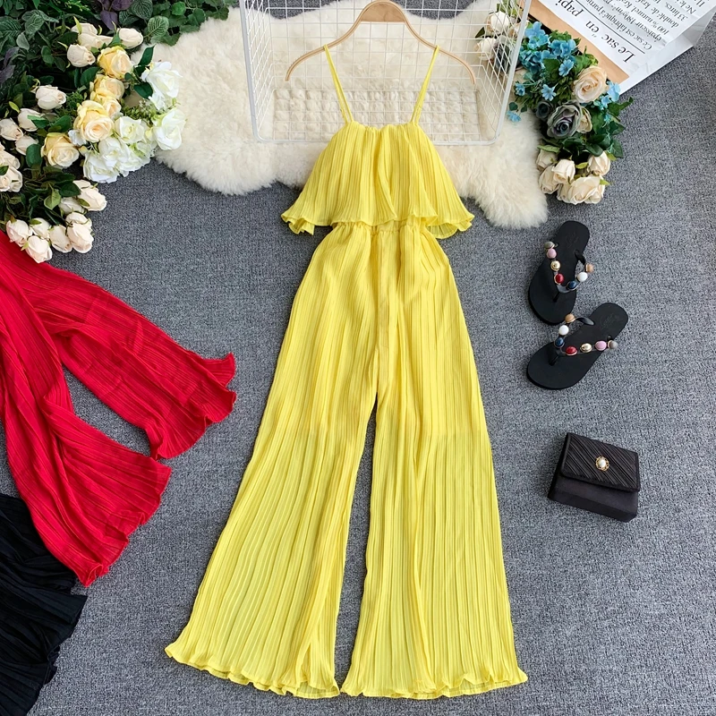 Женский пляжный комбинезон ALPHALMODA однотонный плиссированный с открытыми плечами