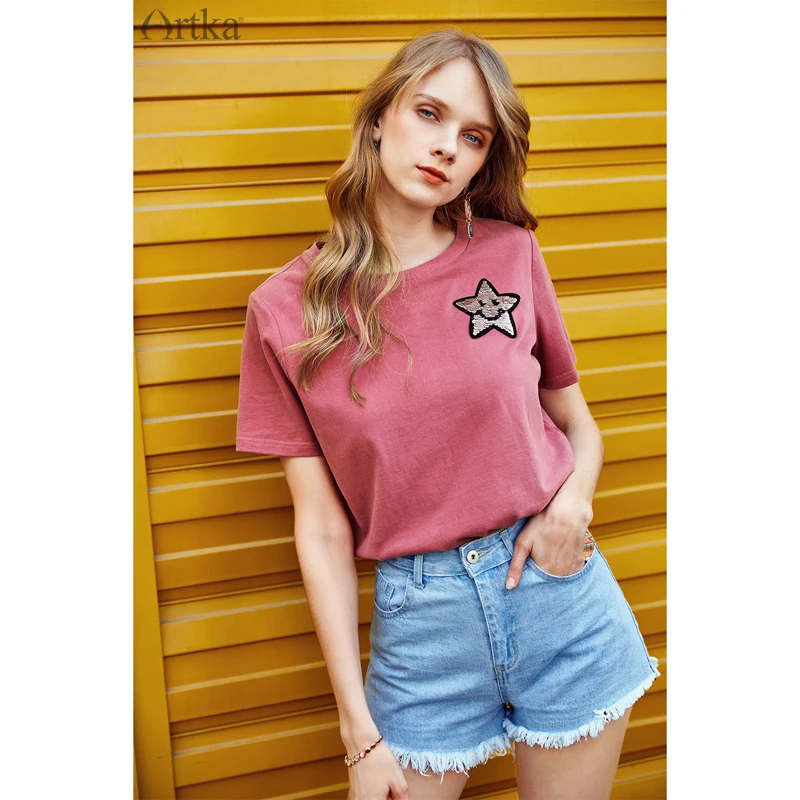 Женская футболка с различными блестками ARTKA, розовая простая свободная футболка из хлопка с короткими рукавами и круглым вырезом, TA15184X, на лето
