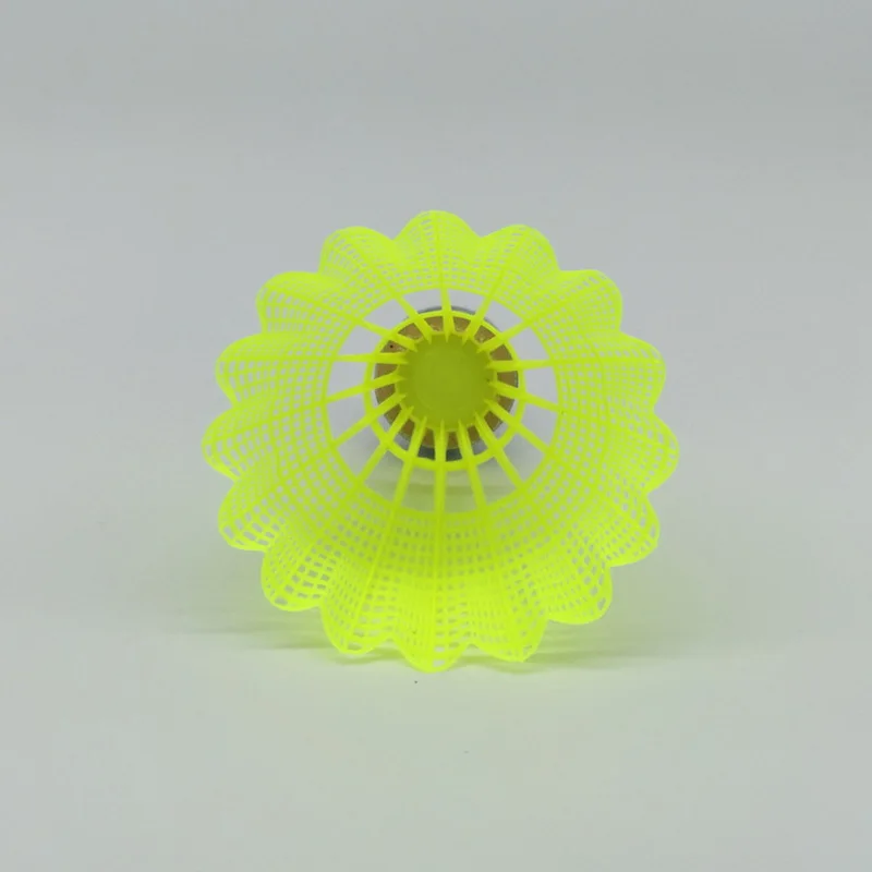 6 unids/set gimnasio entrenamiento Nylon bádminton pelota alta calidad bádminton Shuttlecock con una caja accesorios deportivos