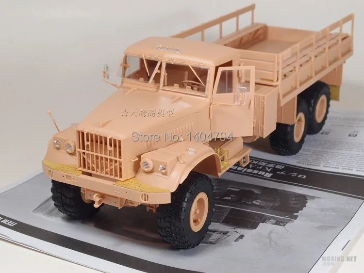 Модель от Hobby Boss 85506 1/35 русский KrAZ-255B