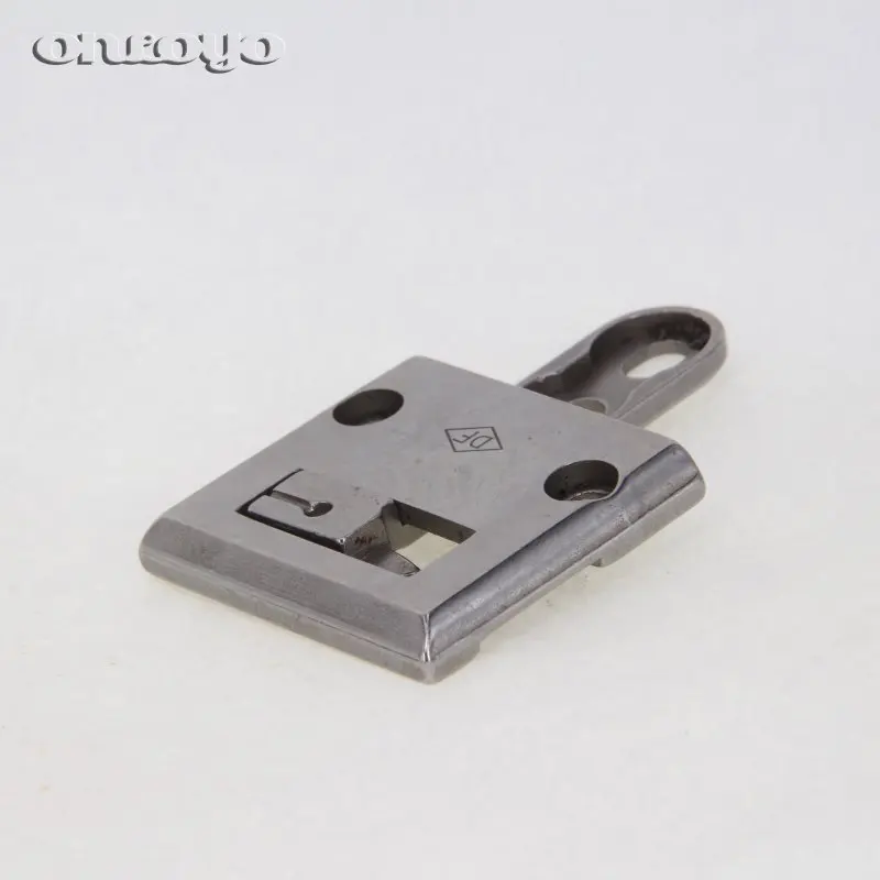 

SEWING MACHINE SPARE PARTS & ACCESSORIES For PFAFF 335 needle plate and feed dog 335062+335063/L6050-0A+L6051-0A