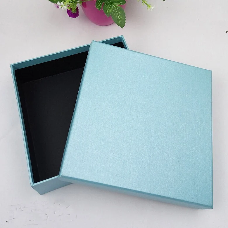 

35*35*6cm square black box, logo printing is available